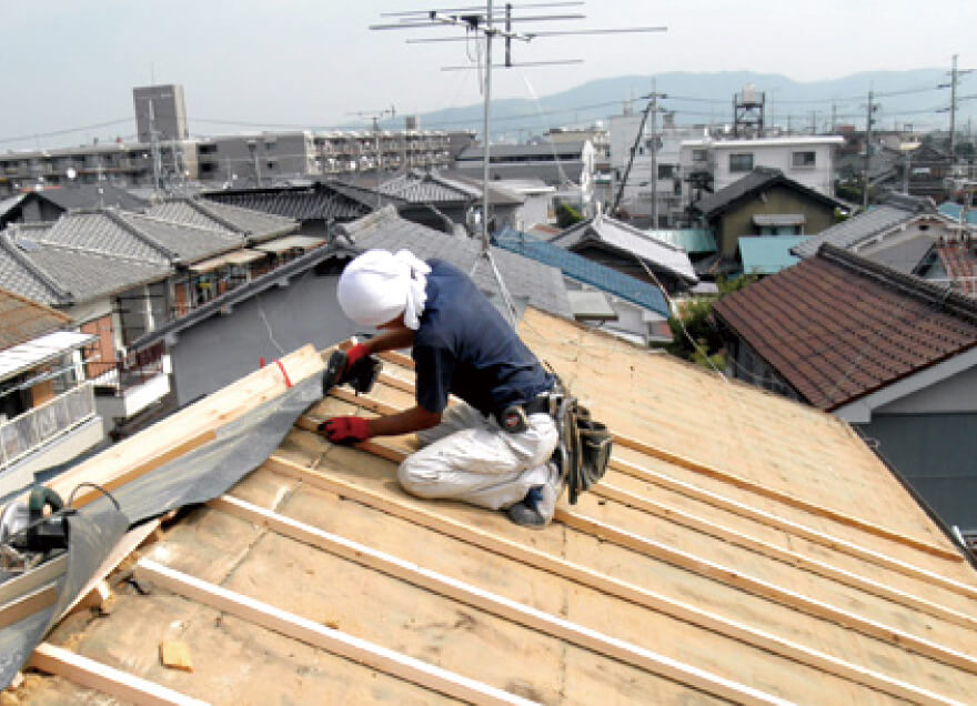 屋根の葺き替え修理